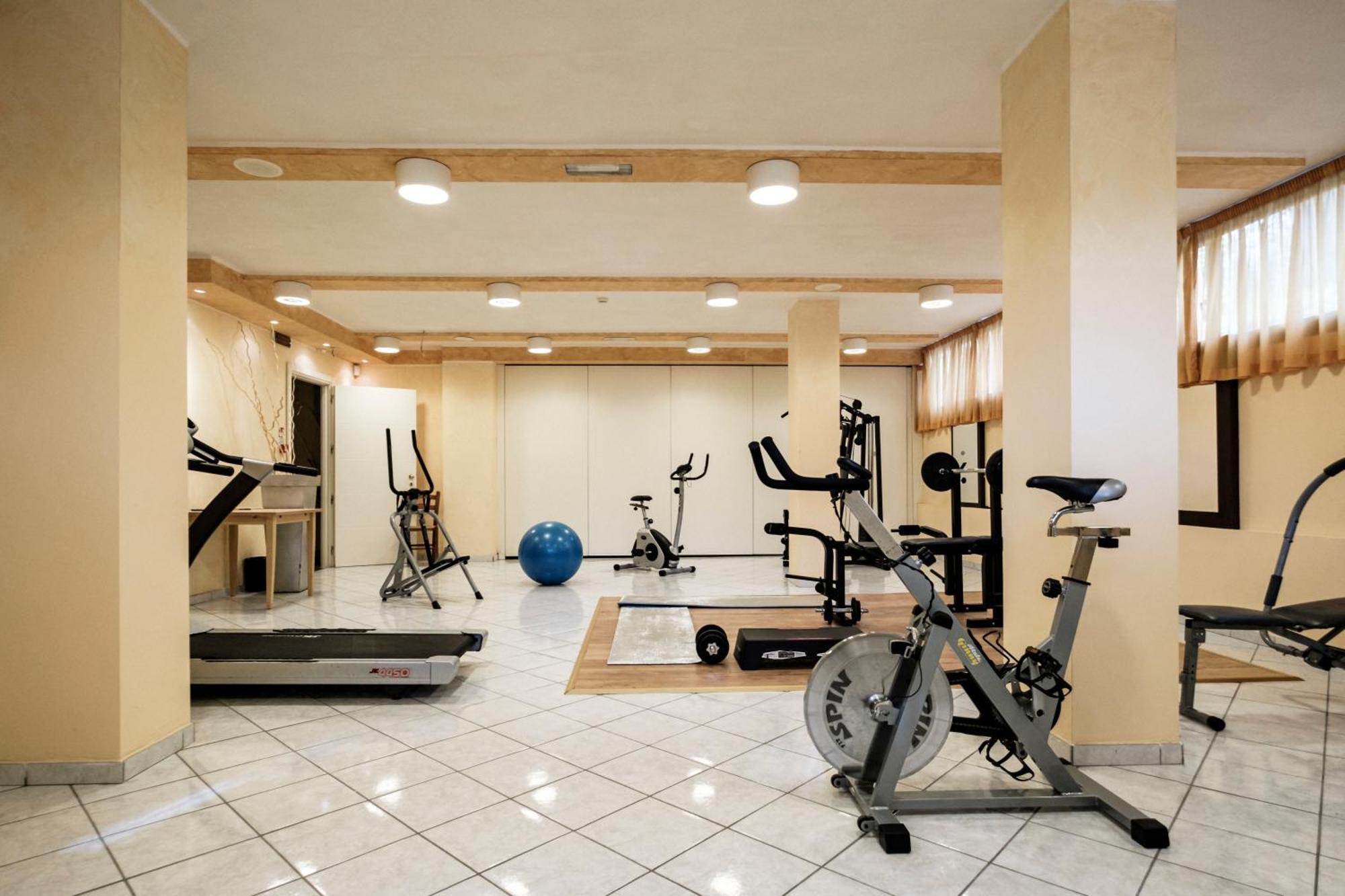 Augustus Hotel Riccione Bagian luar foto